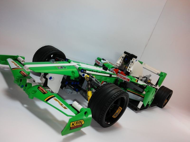 Lego Technic — Grand Prix Racer MOC