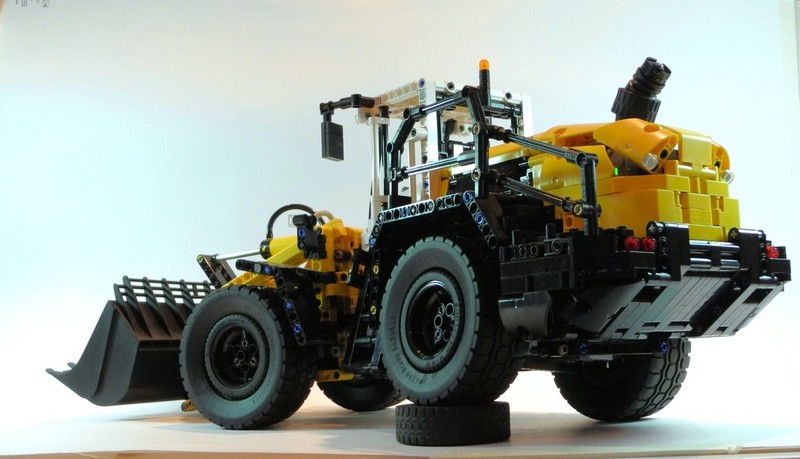 Lego Technic Liebherr L550