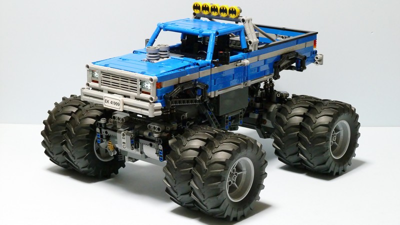 Lego Technic Vintage Monster Truck