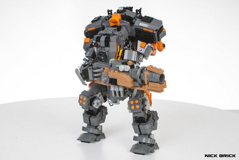 LEGO Titanfall 2 Kane’s Scorch Titan